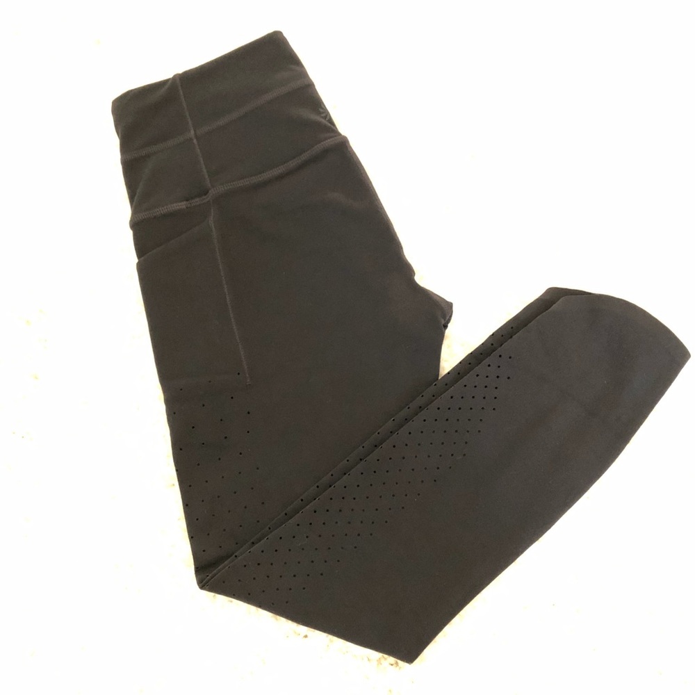 Athleta Salutation Black Yoga Pants Laser Cut Sz XS